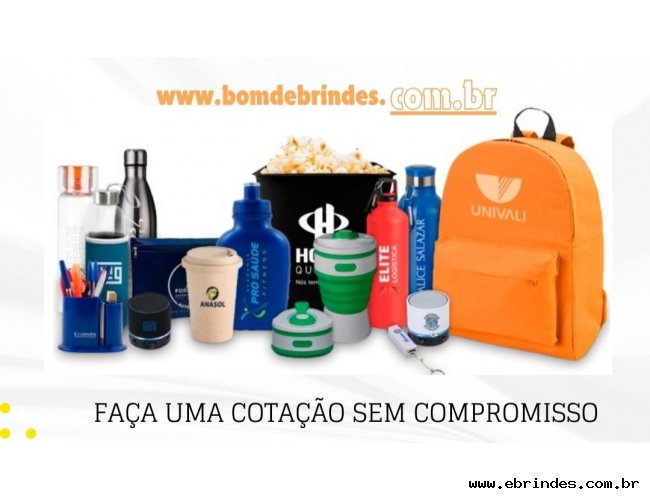 Mochilas, copos e squeezes personalizados